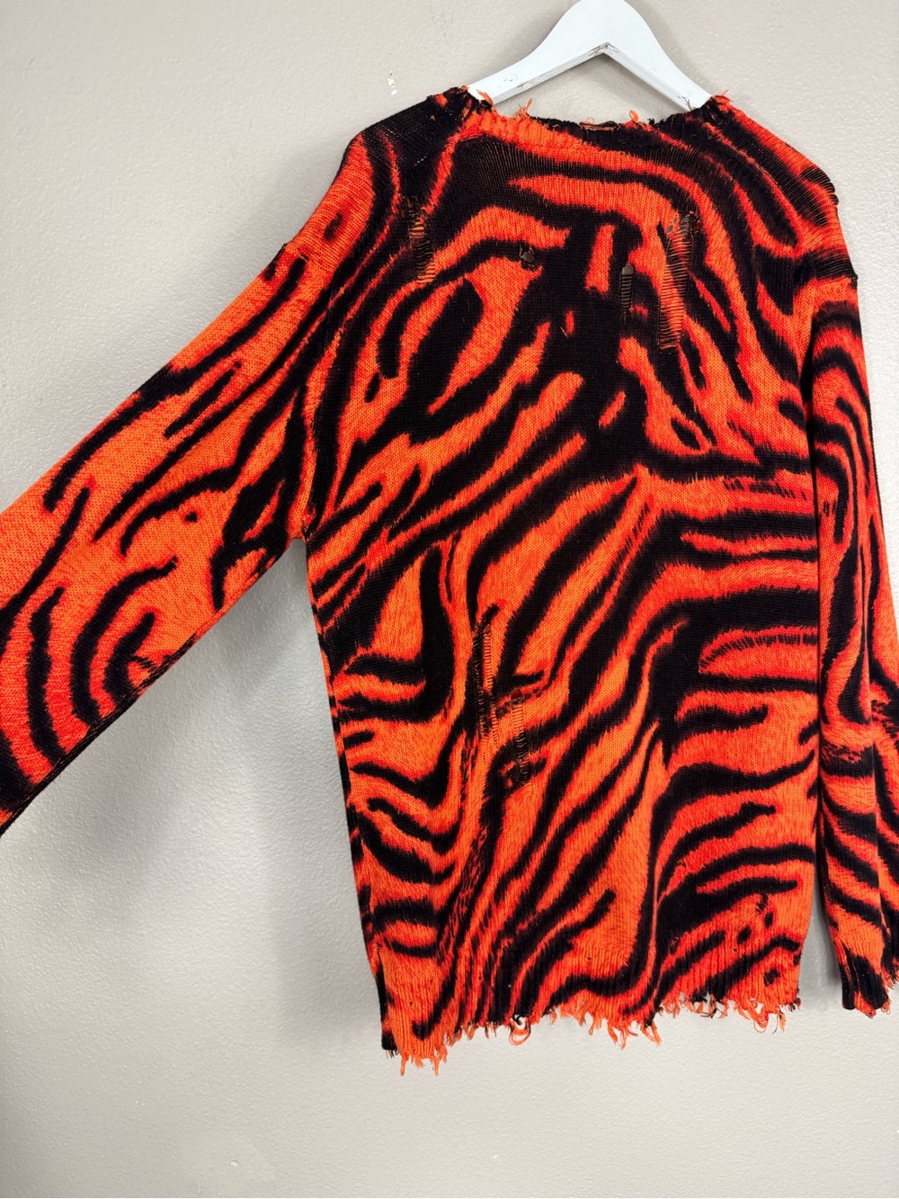 R13 Distressed Raw Edge Button Up Cardigan Sweater Tiger Stripe - Picture 4 of 9